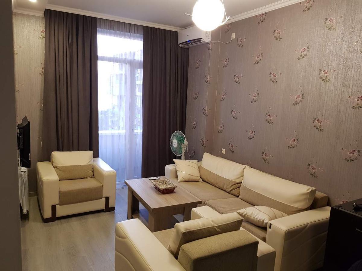 Apt Khimshiashvili 11 Apartment Batumi Ngoại thất bức ảnh